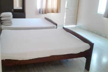 hotel-img